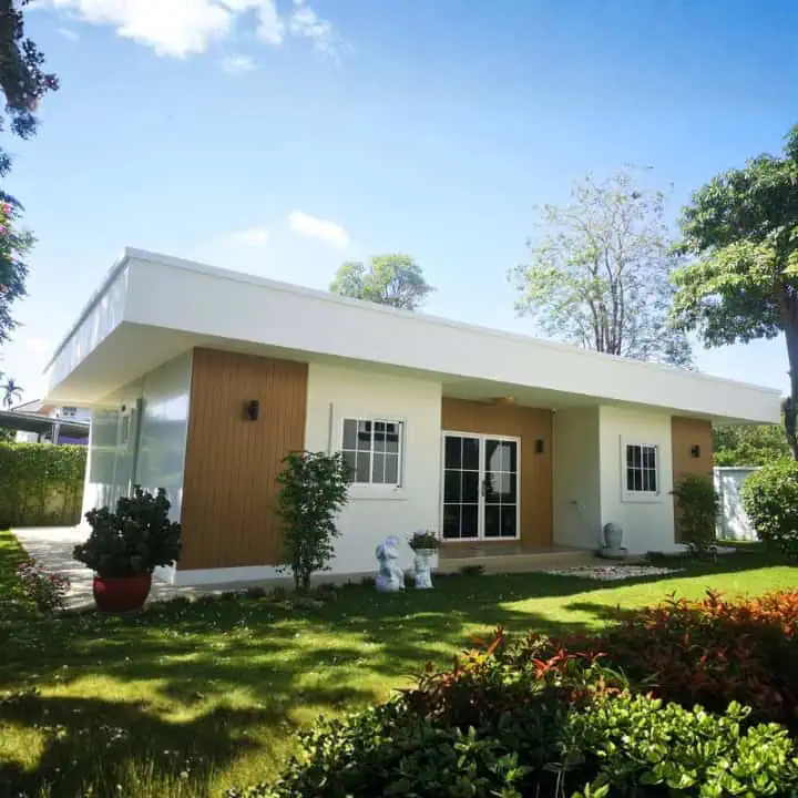 Modern Minimal Custom