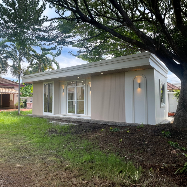 Modern Minimal Custom